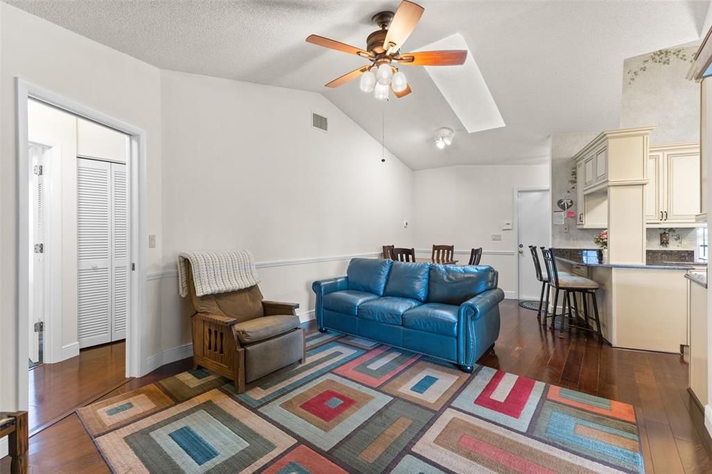 For Sale: $415,000 (3 beds, 2 baths, 1590 Square Feet)