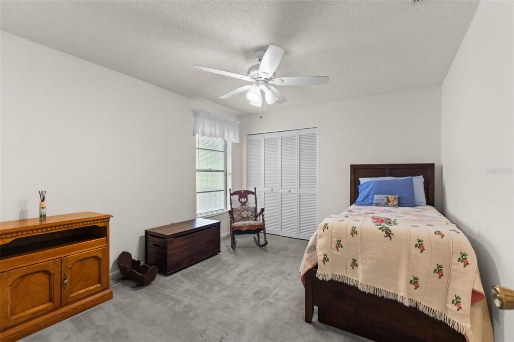 For Sale: $415,000 (3 beds, 2 baths, 1590 Square Feet)