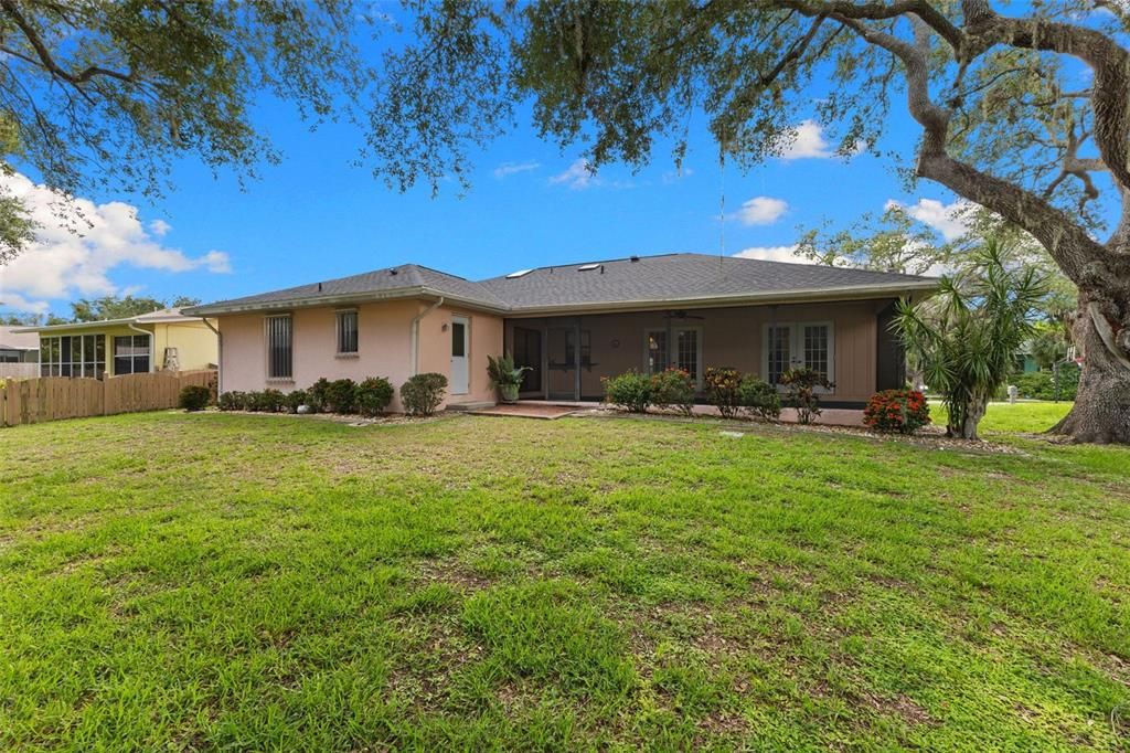 For Sale: $415,000 (3 beds, 2 baths, 1590 Square Feet)