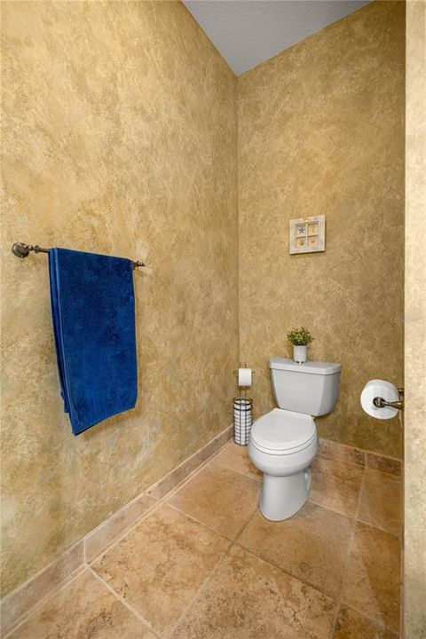 For Sale: $919,000 (3 beds, 2 baths, 1728 Square Feet)