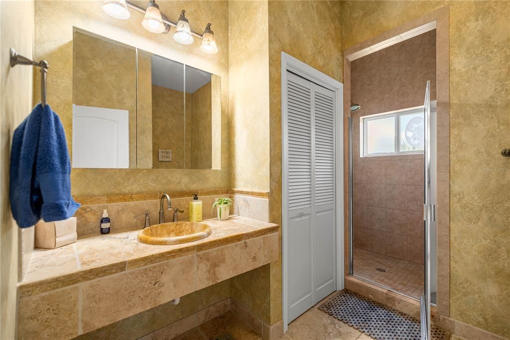 For Sale: $919,000 (3 beds, 2 baths, 1728 Square Feet)