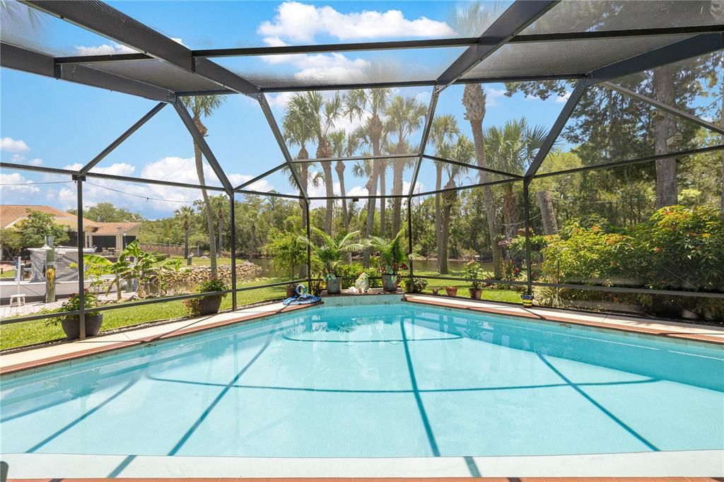 For Sale: $919,000 (3 beds, 2 baths, 1728 Square Feet)