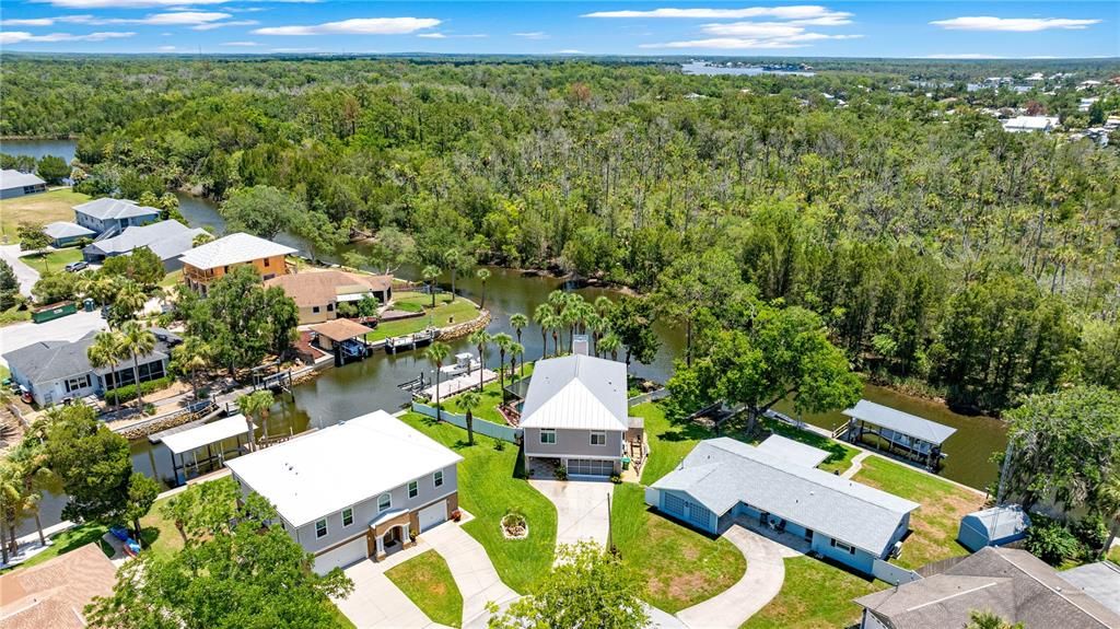 For Sale: $919,000 (3 beds, 2 baths, 1728 Square Feet)