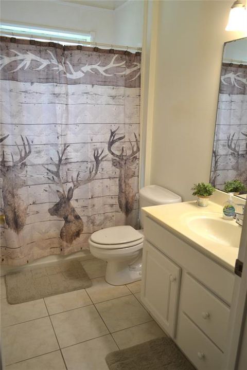 For Sale: $797,000 (3 beds, 2 baths, 1832 Square Feet)