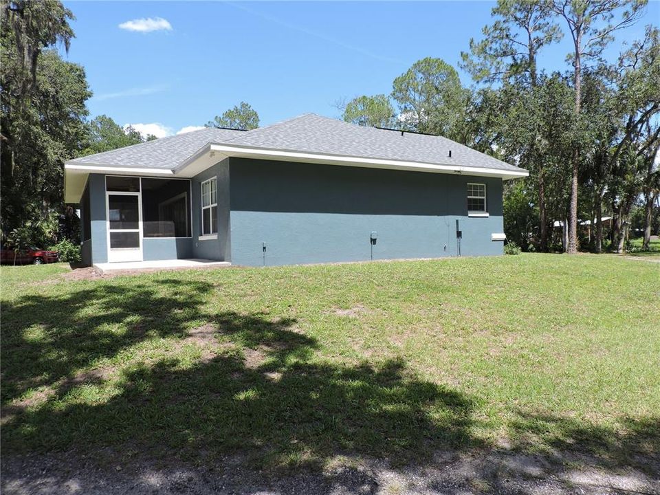 For Sale: $797,000 (3 beds, 2 baths, 1832 Square Feet)