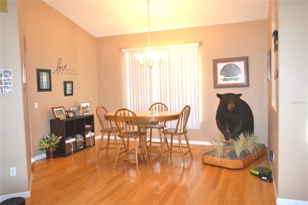 For Sale: $797,000 (3 beds, 2 baths, 1832 Square Feet)