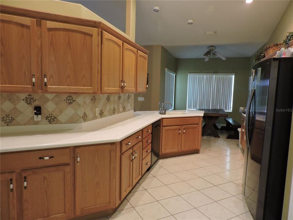 For Sale: $797,000 (3 beds, 2 baths, 1832 Square Feet)