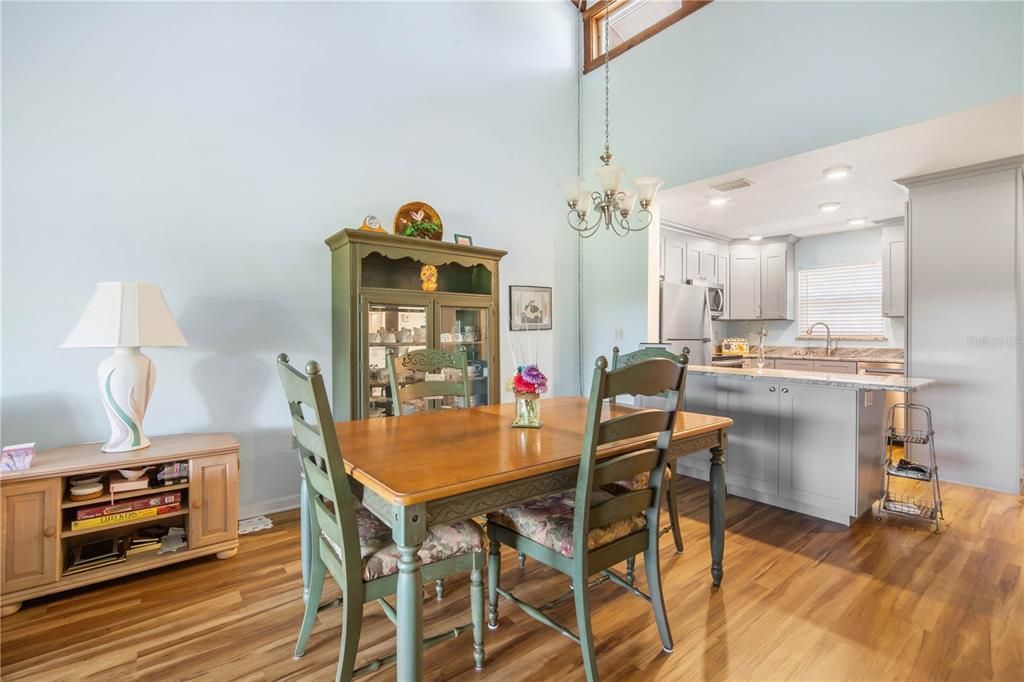 En Renta: $1,769 (3 camas, 2 baños, 1228 Pies cuadrados)