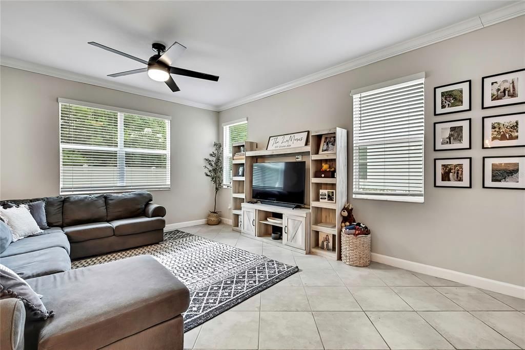 En Venta: $374,900 (3 camas, 2 baños, 1801 Pies cuadrados)