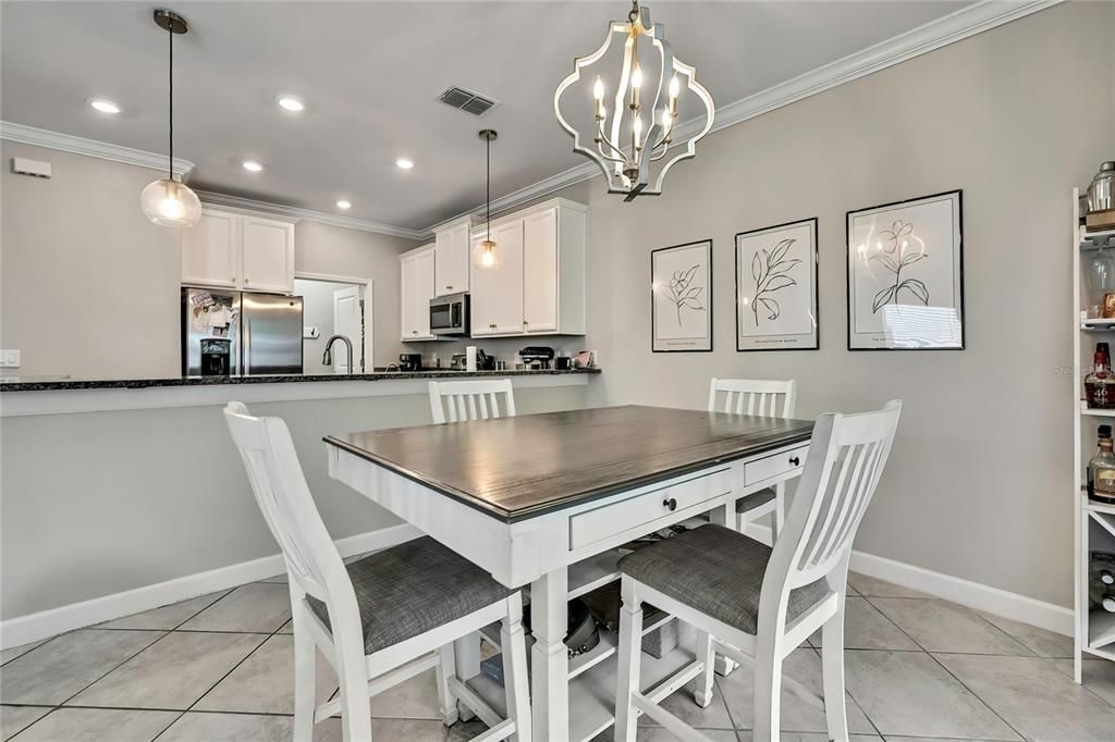 En Venta: $374,900 (3 camas, 2 baños, 1801 Pies cuadrados)