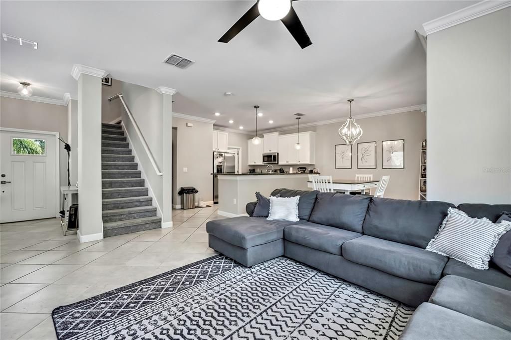 En Venta: $374,900 (3 camas, 2 baños, 1801 Pies cuadrados)