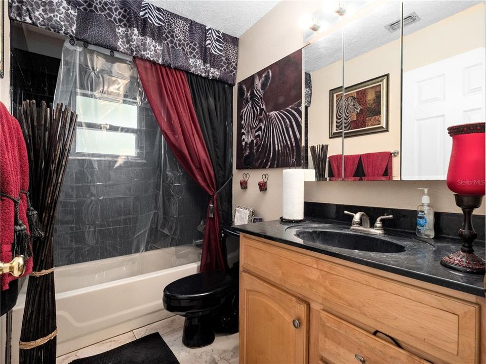 待售: $595,990 (3 贝兹, 2 浴室, 1629 平方英尺)