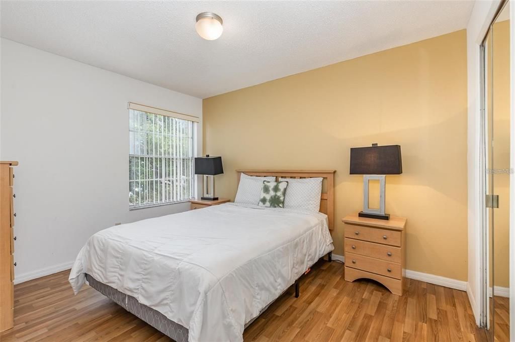 Activo con contrato: $150,000 (3 camas, 2 baños, 1287 Pies cuadrados)