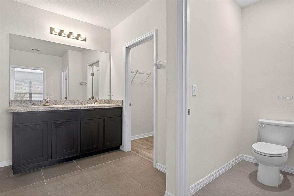 Active With Contract: $375,000 (5 beds, 2 baths, 2905 Square Feet)