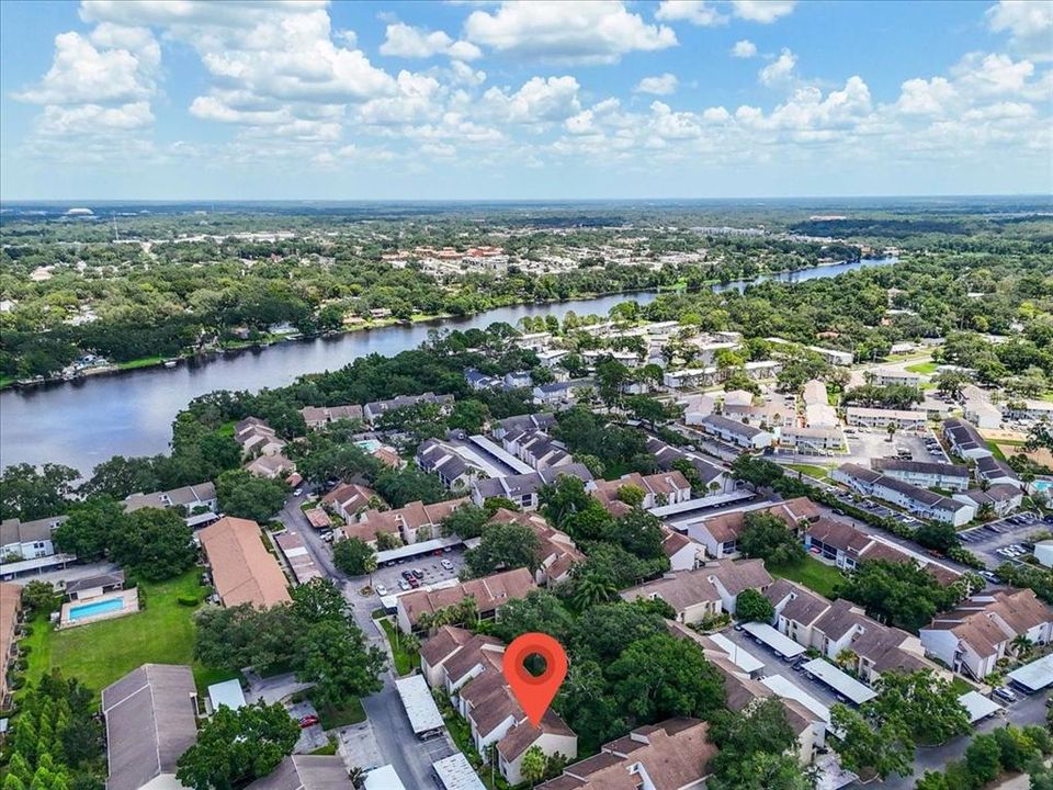 Под контрактом: $150,000 (1 спален, 1 ванн, 975 Квадратных фут)