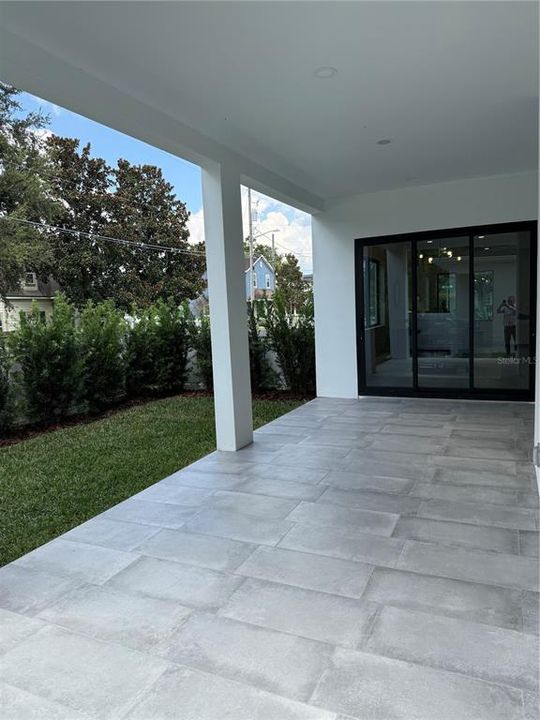 Под контрактом: $949,900 (4 спален, 3 ванн, 2803 Квадратных фут)