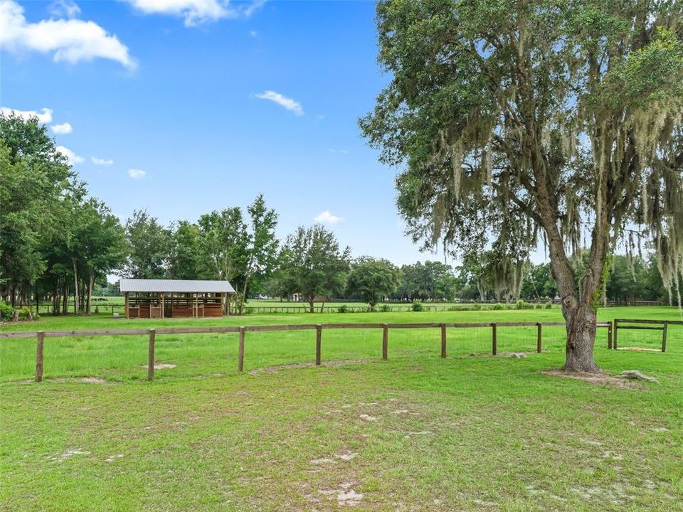 For Sale: $820,000 (3 beds, 2 baths, 2487 Square Feet)