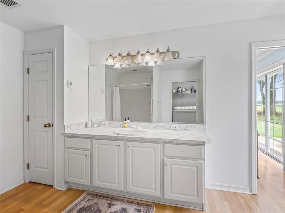 For Sale: $820,000 (3 beds, 2 baths, 2487 Square Feet)