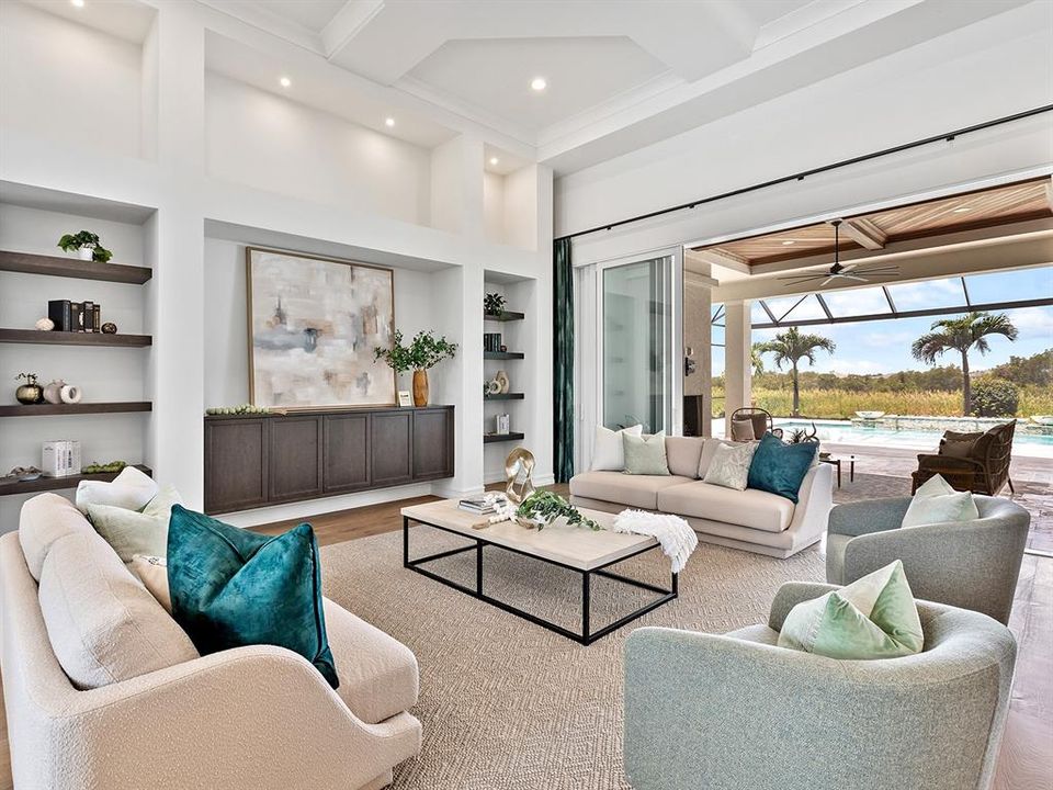 合同活跃: $2,450,000 (3 贝兹, 4 浴室, 3226 平方英尺)