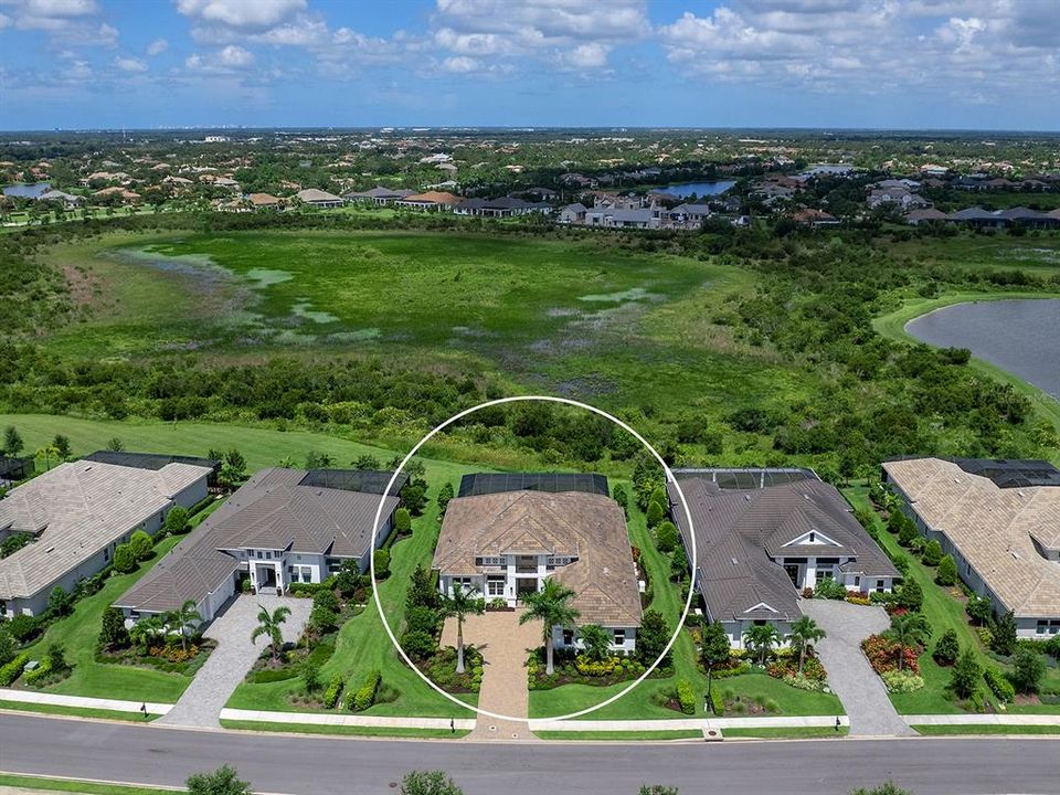 合同活跃: $2,450,000 (3 贝兹, 4 浴室, 3226 平方英尺)