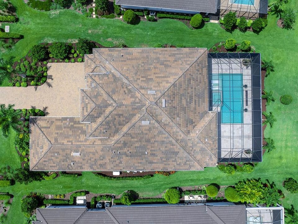 合同活跃: $2,450,000 (3 贝兹, 4 浴室, 3226 平方英尺)