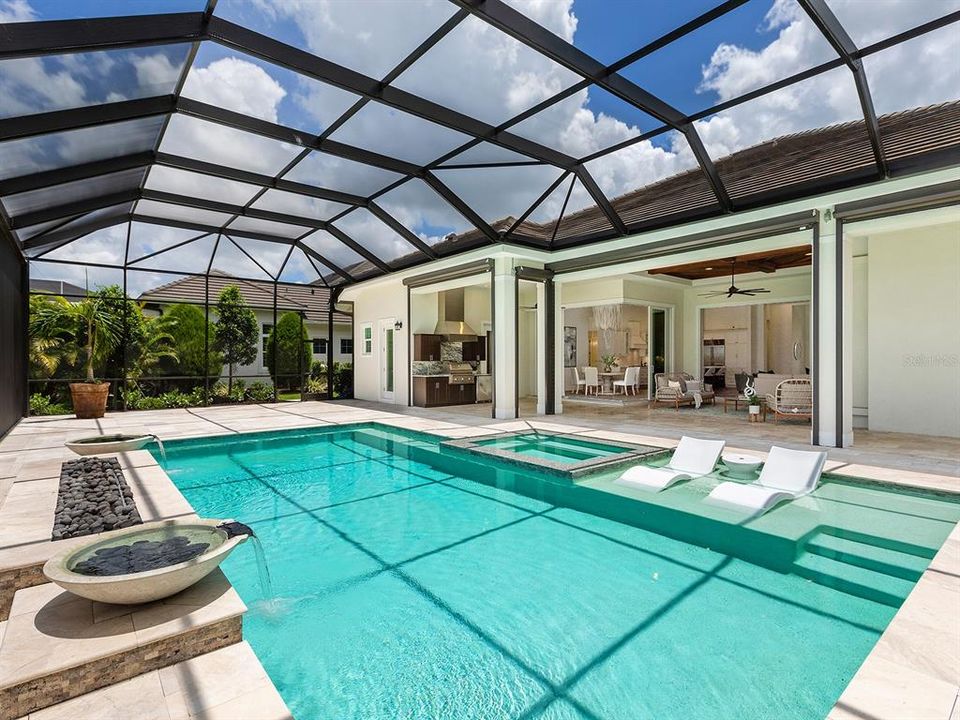 合同活跃: $2,450,000 (3 贝兹, 4 浴室, 3226 平方英尺)