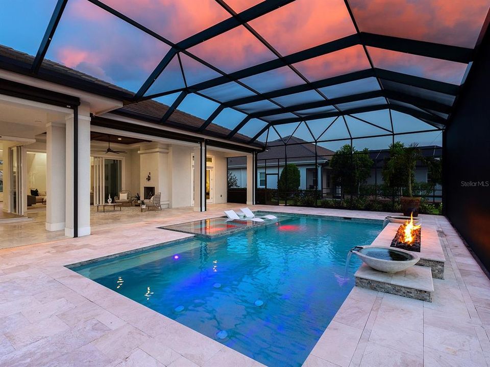 合同活跃: $2,450,000 (3 贝兹, 4 浴室, 3226 平方英尺)