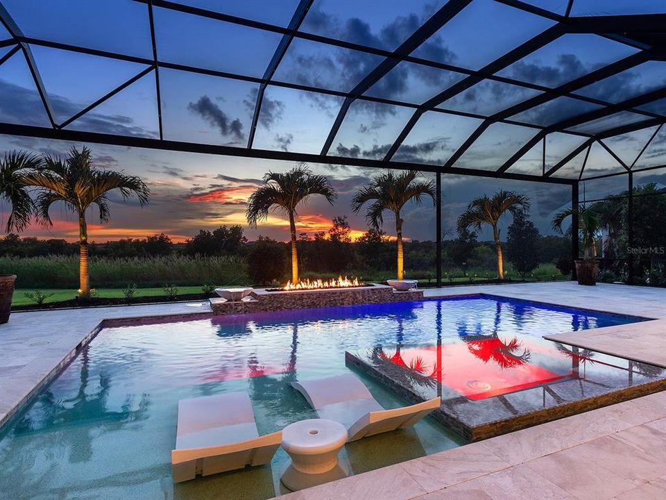 合同活跃: $2,450,000 (3 贝兹, 4 浴室, 3226 平方英尺)