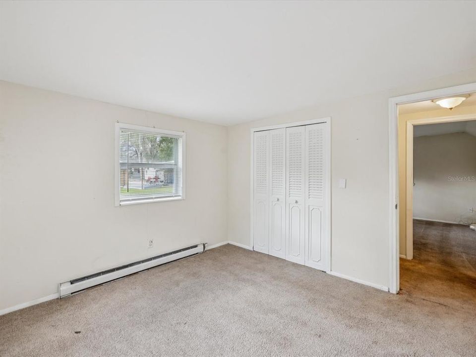 For Sale: $159,750 (2 beds, 1 baths, 1248 Square Feet)