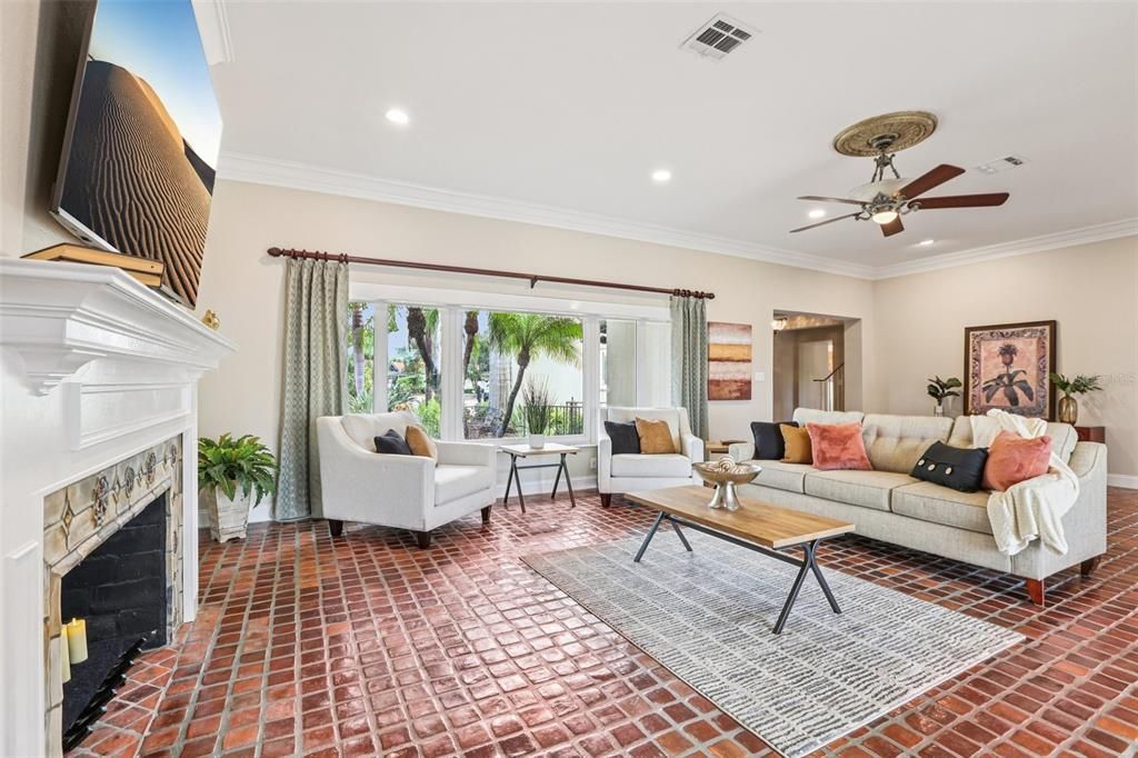 Active With Contract: $1,995,000 (4 beds, 4 baths, 4141 Square Feet)