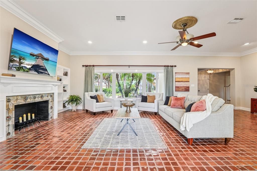 Active With Contract: $1,995,000 (4 beds, 4 baths, 4141 Square Feet)