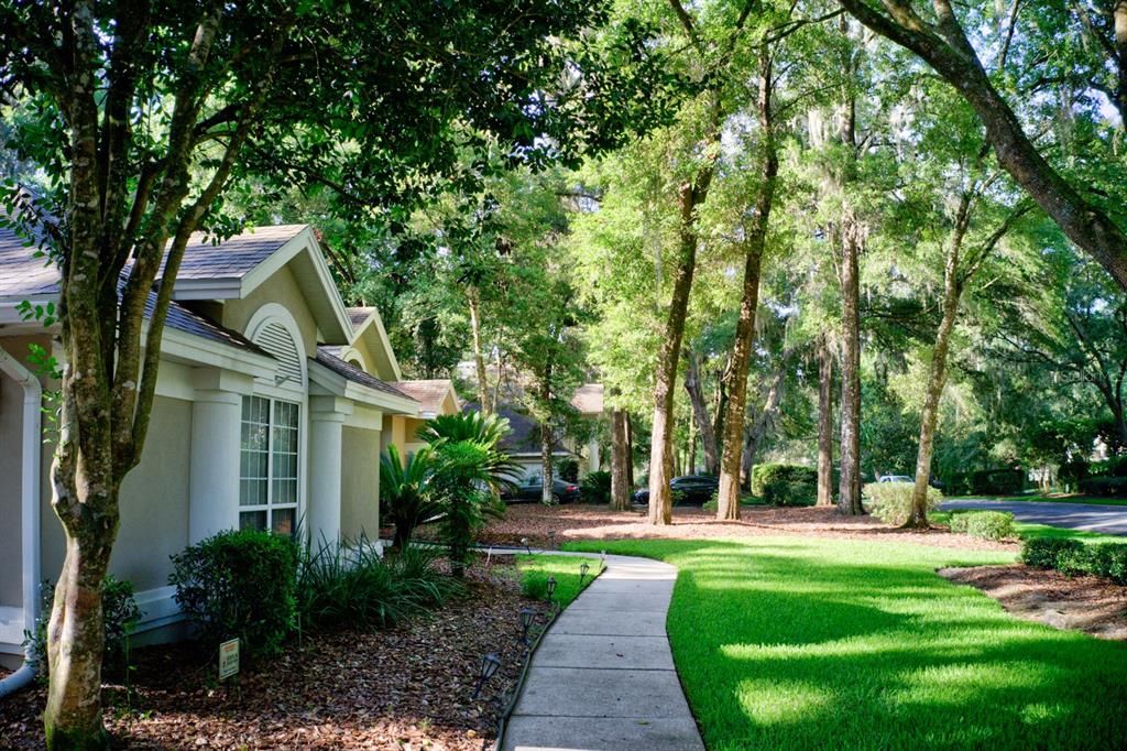 合同活跃: $775,000 (4 贝兹, 3 浴室, 3038 平方英尺)