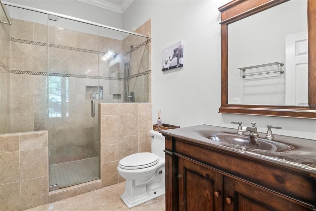 合同活跃: $775,000 (4 贝兹, 3 浴室, 3038 平方英尺)