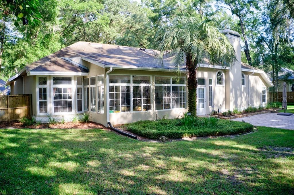 合同活跃: $775,000 (4 贝兹, 3 浴室, 3038 平方英尺)