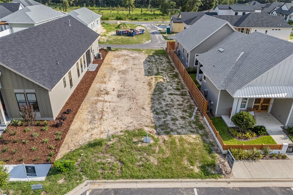 На продажу: $106,890 (0.11 acres)