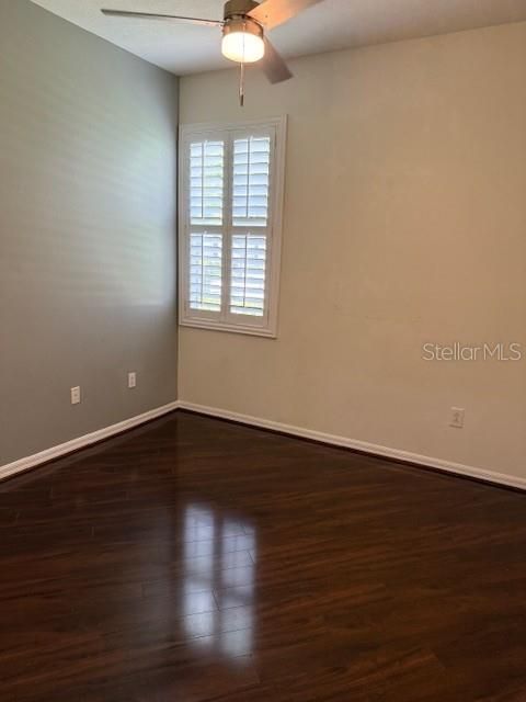 Active With Contract: $2,400 (3 beds, 2 baths, 1279 Square Feet)