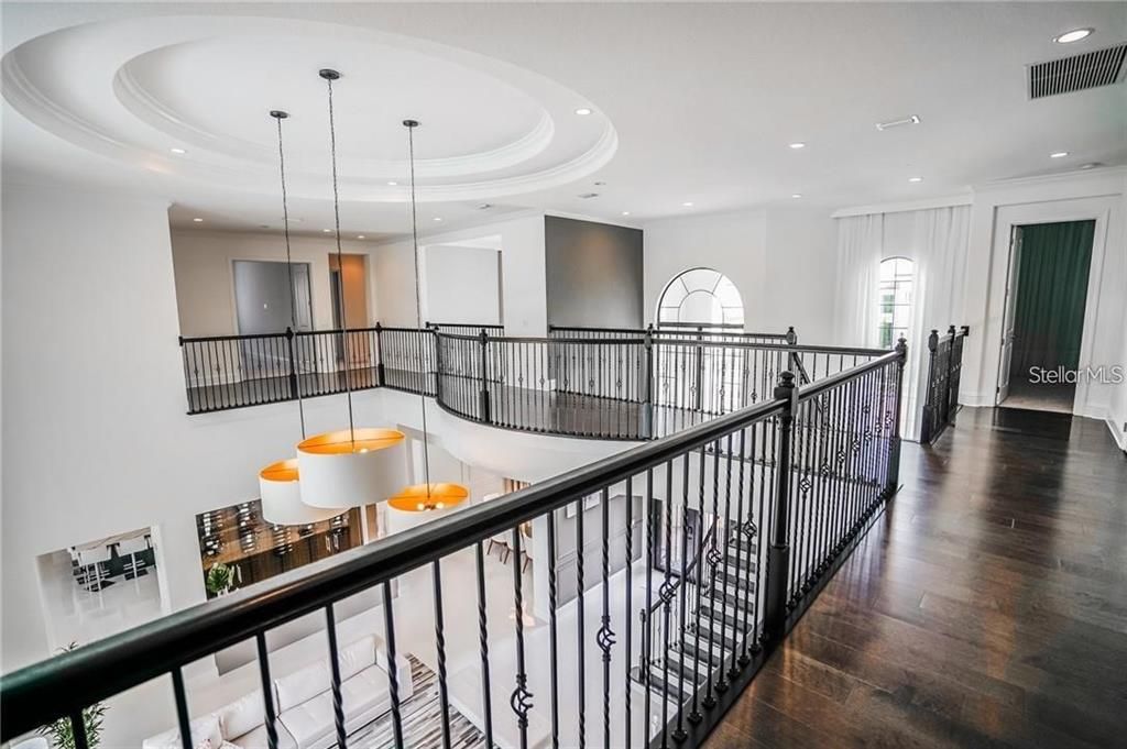 出租: $17,950 (6 贝兹, 6 浴室, 6881 平方英尺)