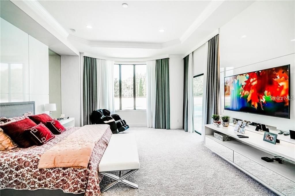 出租: $17,950 (6 贝兹, 6 浴室, 6881 平方英尺)