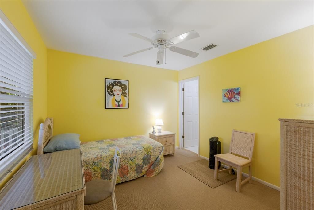 На продажу: $1,775,000 (2 спален, 2 ванн, 1710 Квадратных фут)