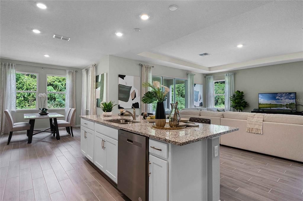 Active With Contract: $524,990 (4 beds, 3 baths, 2787 Square Feet)