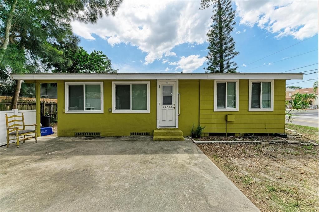 待售: $298,900 (3 贝兹, 0 浴室, 1180 平方英尺)