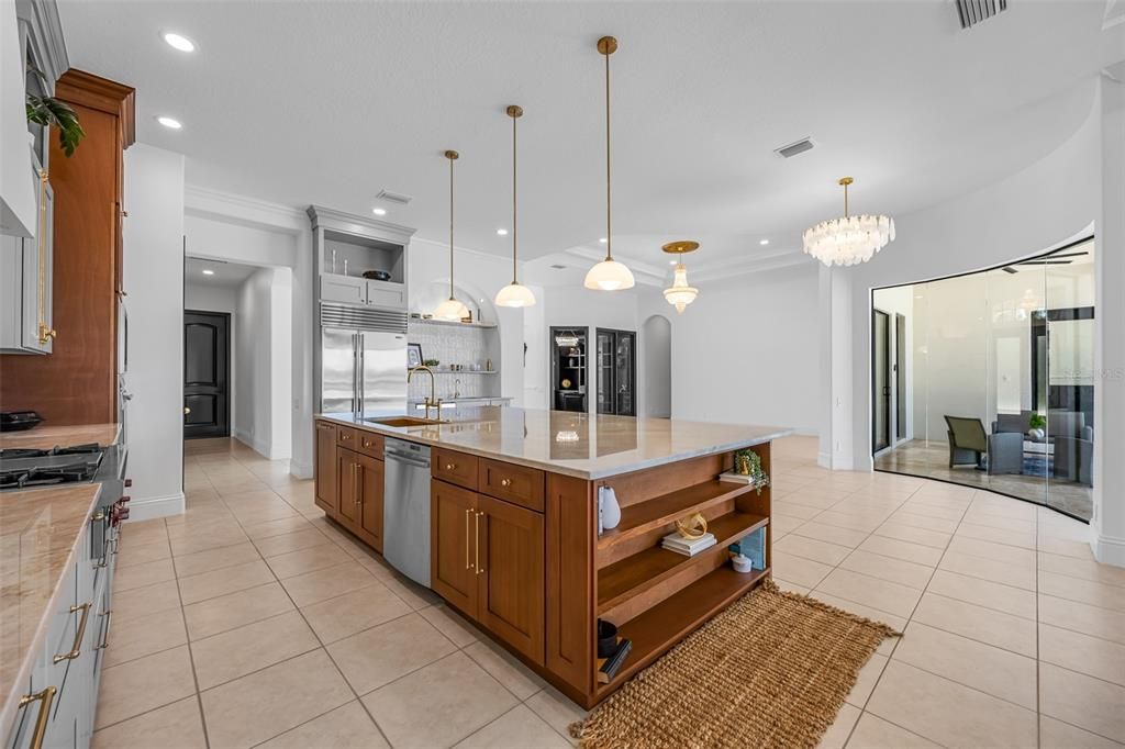 For Sale: $1,825,000 (4 beds, 4 baths, 3685 Square Feet)