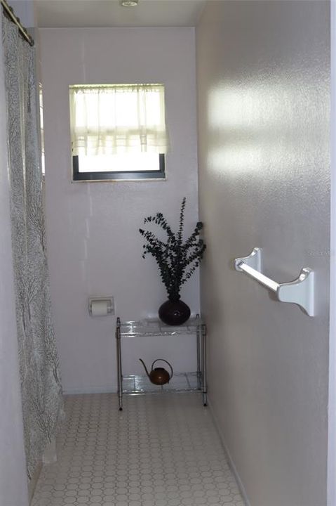 待售: $434,999 (4 贝兹, 3 浴室, 2019 平方英尺)