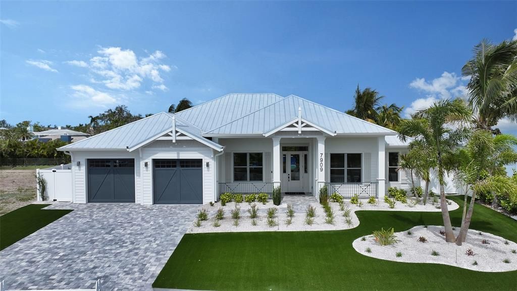 For Sale: $1,219,900 (4 beds, 3 baths, 2461 Square Feet)