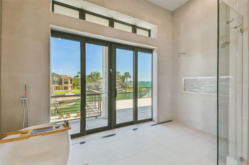 待售: $7,600,000 (4 贝兹, 4 浴室, 5523 平方英尺)