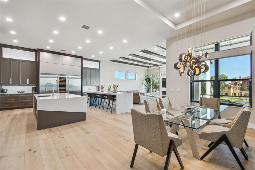 待售: $7,600,000 (4 贝兹, 4 浴室, 5523 平方英尺)