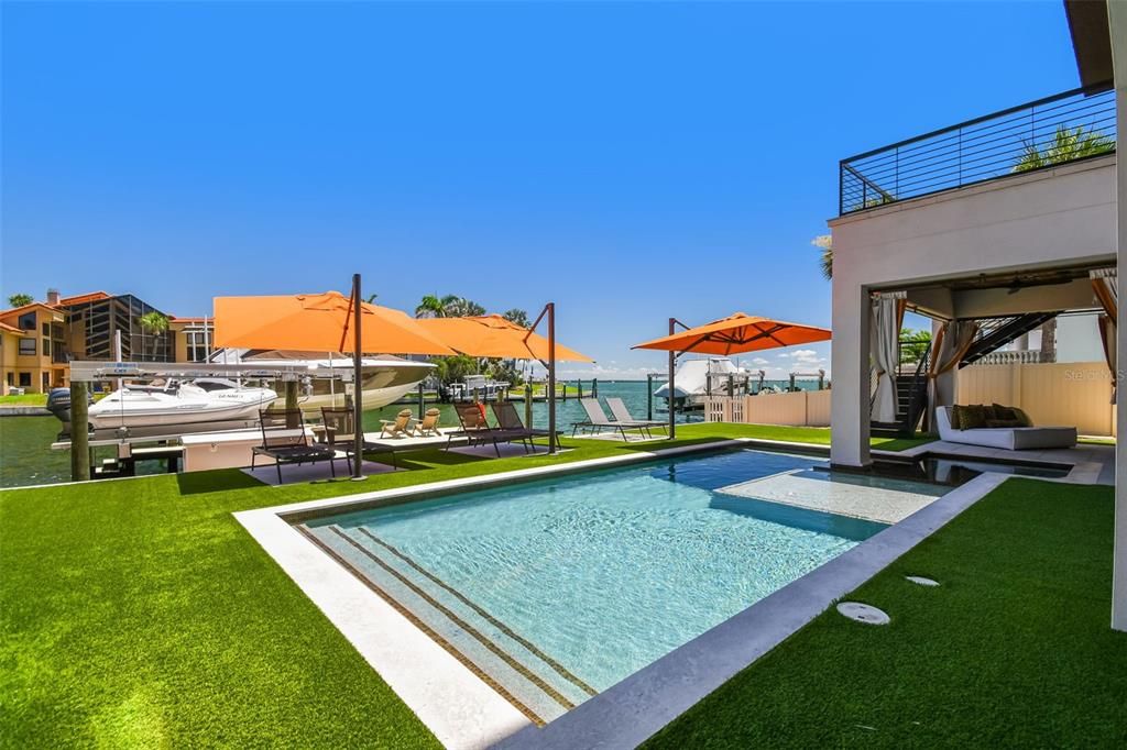 待售: $7,600,000 (4 贝兹, 4 浴室, 5523 平方英尺)