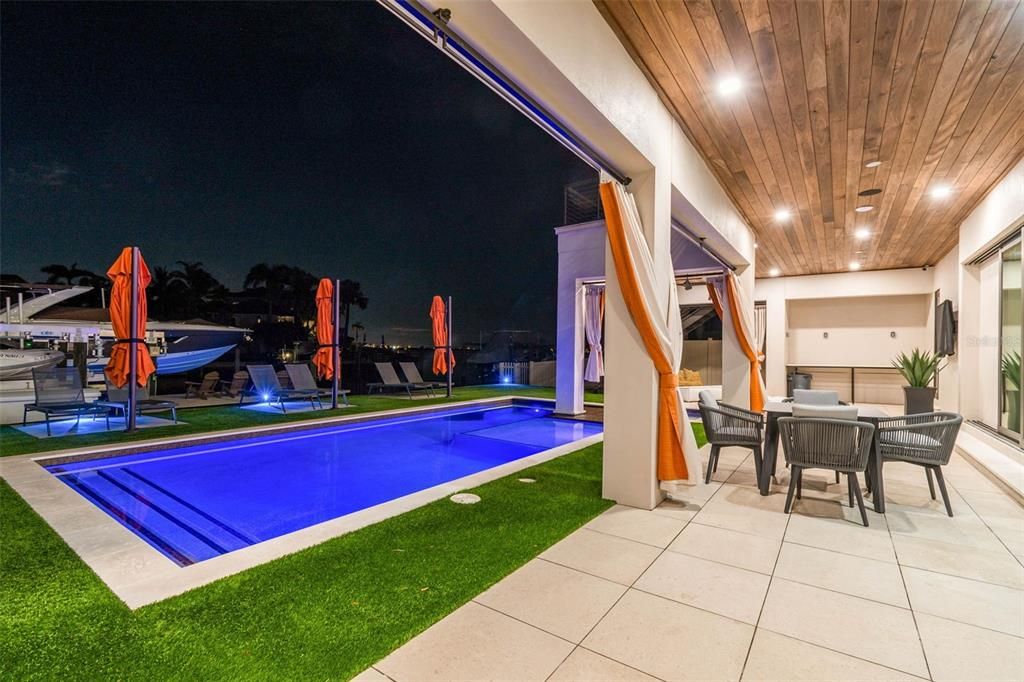 待售: $7,600,000 (4 贝兹, 4 浴室, 5523 平方英尺)