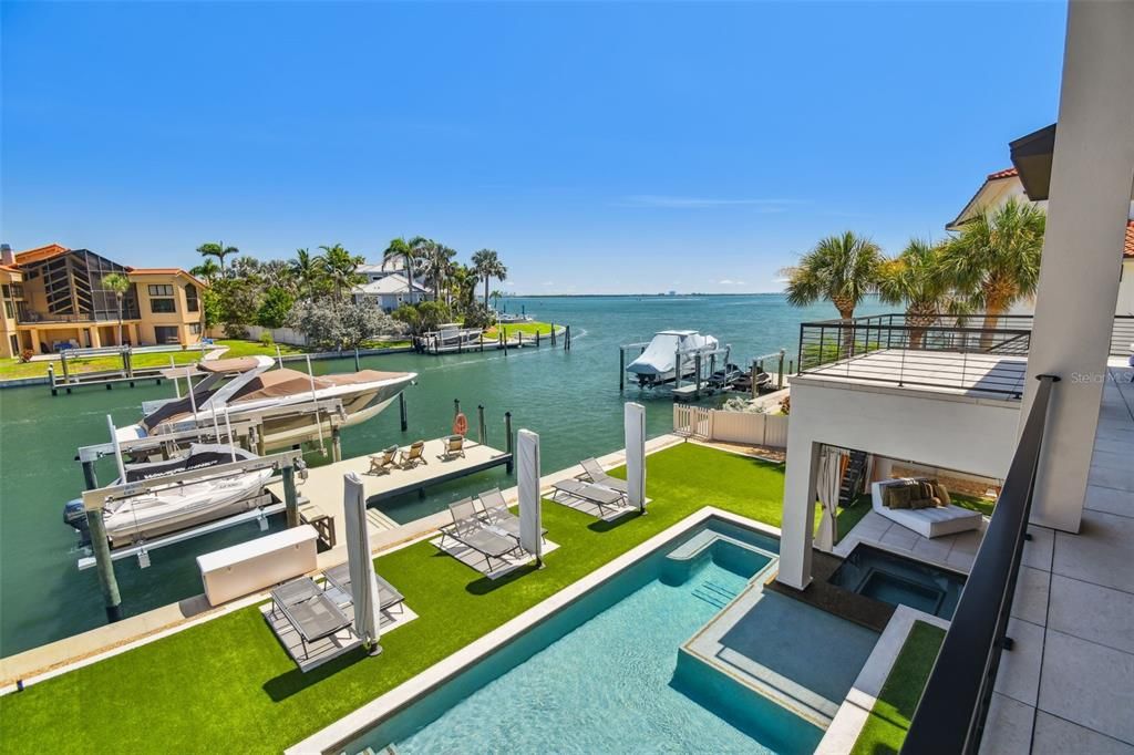 待售: $7,600,000 (4 贝兹, 4 浴室, 5523 平方英尺)