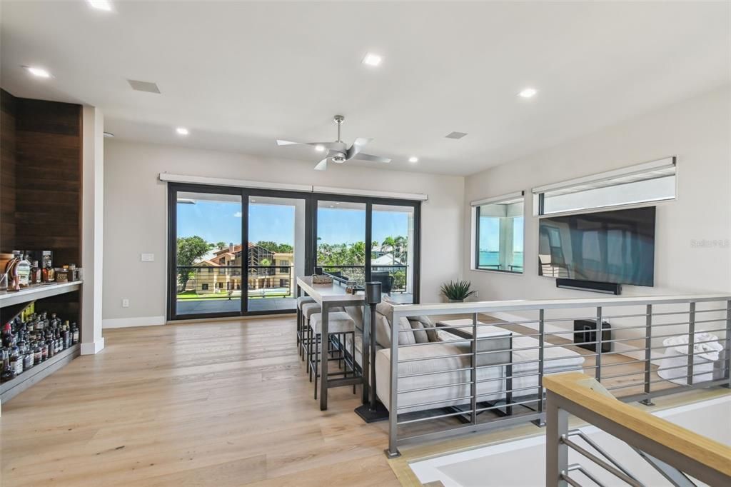 待售: $7,600,000 (4 贝兹, 4 浴室, 5523 平方英尺)